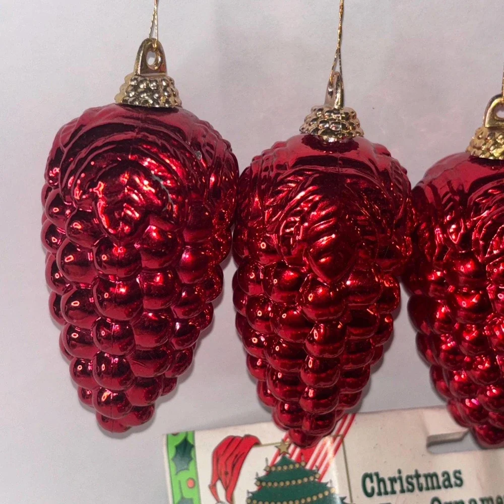 9 Vintage Red Plastic Pine Cone Christmas Tree Ornaments 3.5